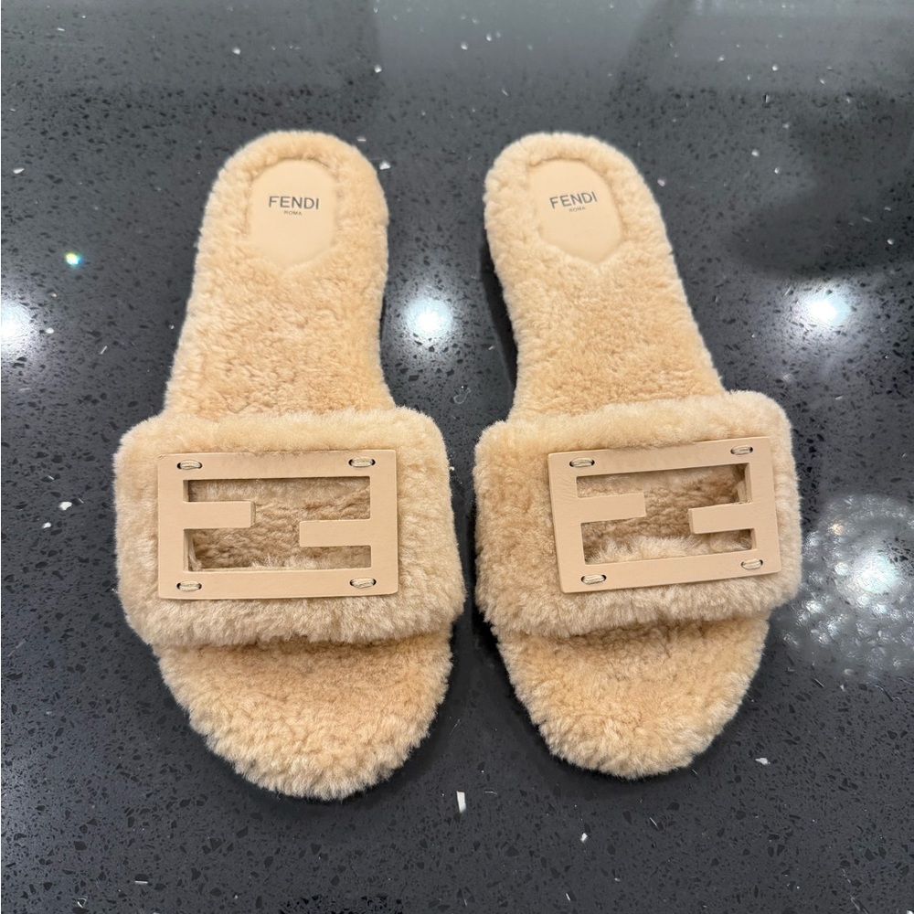 Fendi Women's Beige Furry Slides